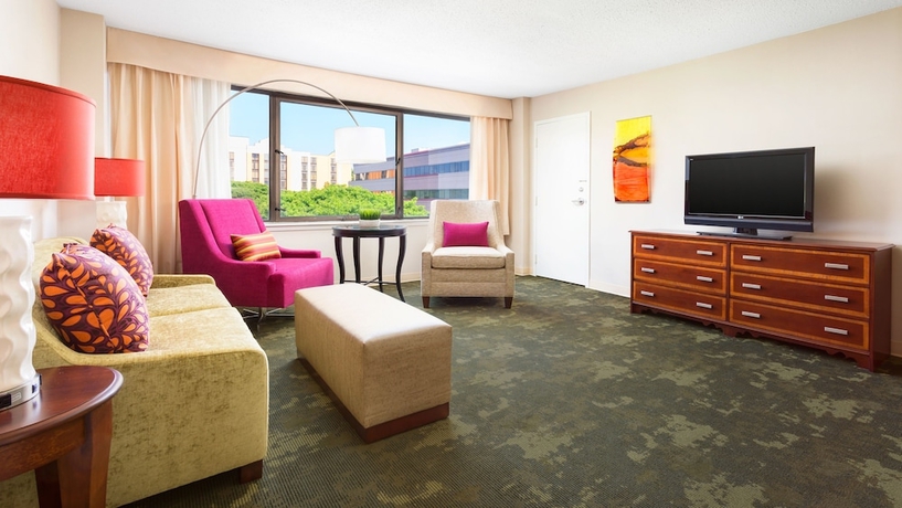 Imagen de la habitación del Hotel Holiday Inn Seacaucus Meadowlands. Foto 3