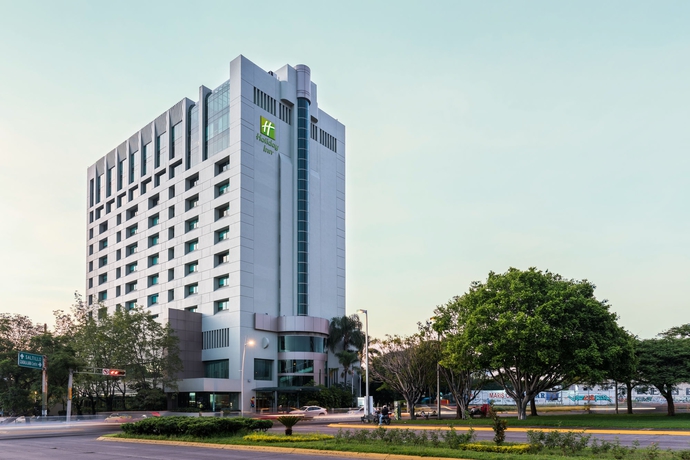 Imagen de los exteriores del Hotel Holiday Inn Select - Guadalajara. Foto 2