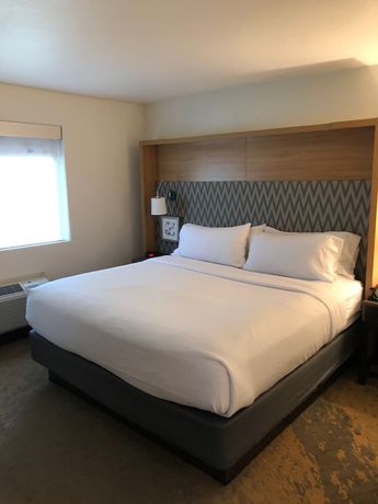Imagen de la habitación del Hotel Holiday Inn Selma - Swancourt, an IHG. Foto 4