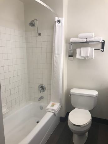 Imagen de la habitación del Hotel Holiday Inn Selma - Swancourt, an IHG. Foto 18