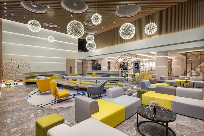 Imagen de los interiores del Hotel Holiday Inn Shanghai Dishui Lake. Foto 16