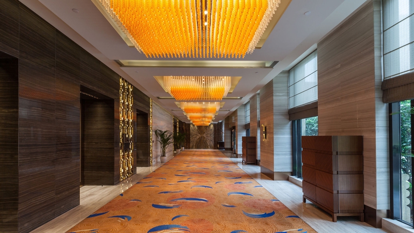 Imagen de los interiores del Hotel Holiday Inn Shanghai Hongqiao, An Ihg. Foto 11