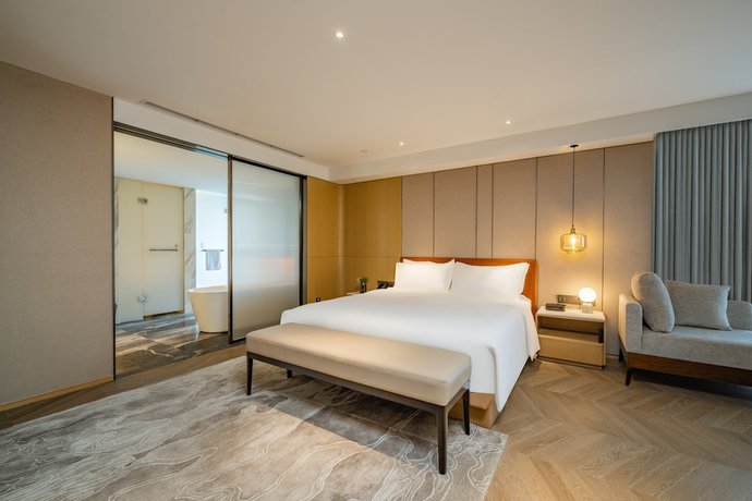 Imagen de la habitación del Hotel Holiday Inn Shanghai Huaxia, An Ihg. Foto 15