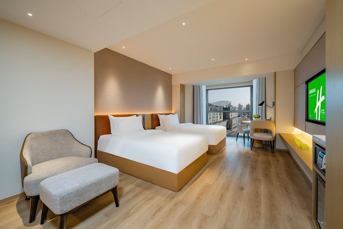 Imagen de la habitación del Hotel Holiday Inn Shanghai Huaxia, An Ihg. Foto 16