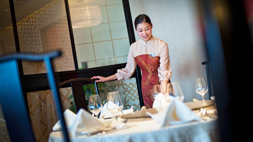 Imagen del bar/restaurante del Hotel Holiday Inn Shanghai Pudong Kangqiao, An Ihg. Foto 2