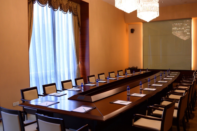 Imagen de los interiores del Hotel Holiday Inn Shanghai Pudong Nanpu, An Ihg. Foto 7