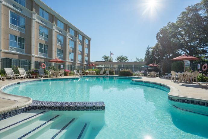Imagen de la piscina del Hotel Holiday Inn South Kingstown (Newport Area), an IHG. Foto 20