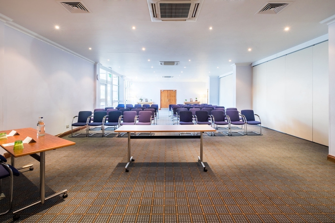 Imagen de los interiores del Hotel Holiday Inn Southampton. Foto 14