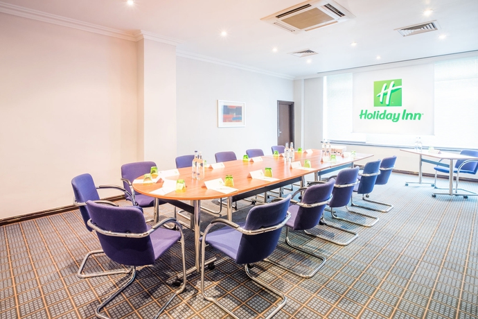 Imagen de los interiores del Hotel Holiday Inn Southampton. Foto 16