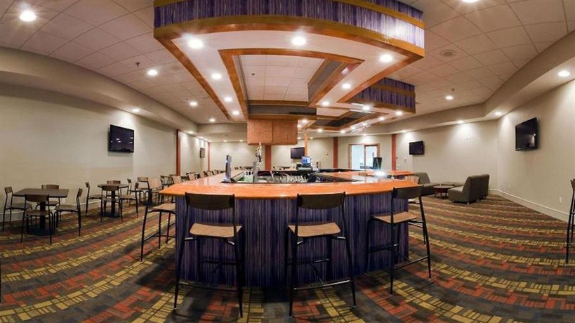 Imagen del bar/restaurante del Hotel Holiday Inn St Petersburg N - Clearwater, An Ihg. Foto 4