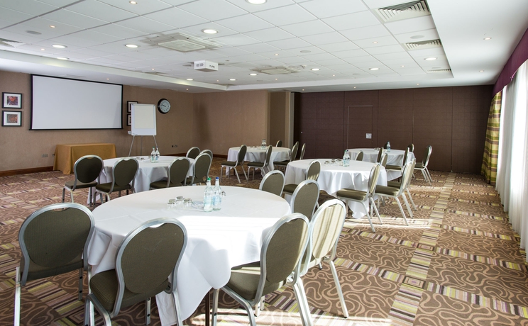 Imagen de los interiores del Hotel Holiday Inn Stevenage, An Ihg. Foto 16