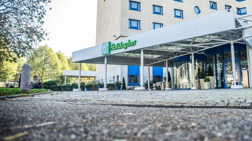 Imagen de los exteriores del Hotel Holiday Inn Stuttgart, An Ihg. Foto 12