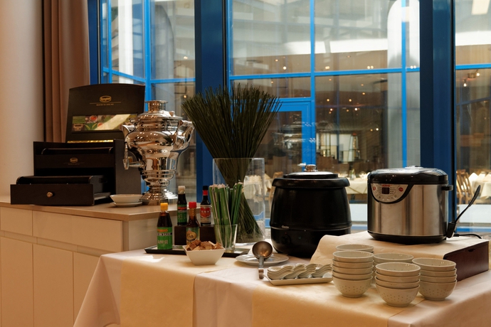 Imagen del bar/restaurante del Hotel Holiday Inn Stuttgart, An Ihg. Foto 3