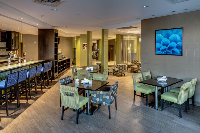 Imagen de los interiores del Hotel Holiday Inn Sudbury, An Ihg. Foto 14