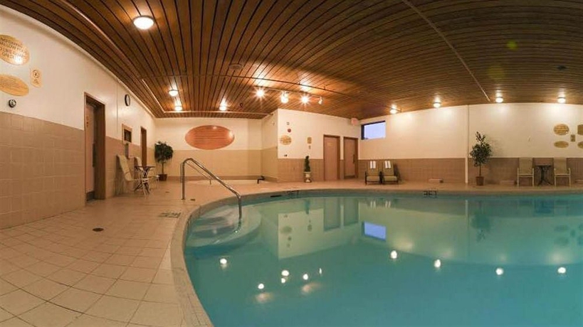 Imagen de la piscina del Hotel Holiday Inn Sudbury, An Ihg. Foto 16
