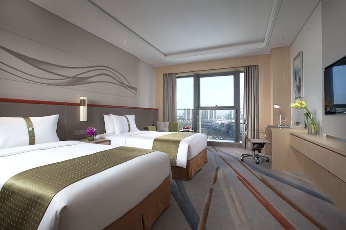 Imagen de los interiores del Hotel Holiday Inn Suzhou Huirong Plaza. Foto 18