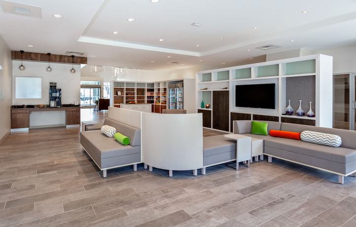 Imagen de los interiores del Hotel Holiday Inn Tallahassee E Capitol - Univ, An Ihg. Foto 15