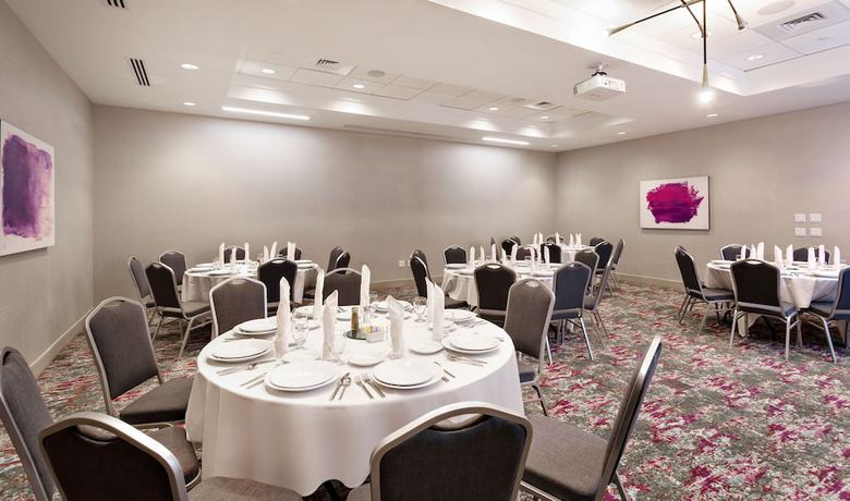 Imagen de los interiores del Hotel Holiday Inn Tallahassee E Capitol - Univ, An Ihg. Foto 19