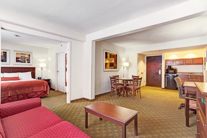 Imagen de la habitación del Hotel Holiday Inn Tampa North, An Ihg. Foto 2