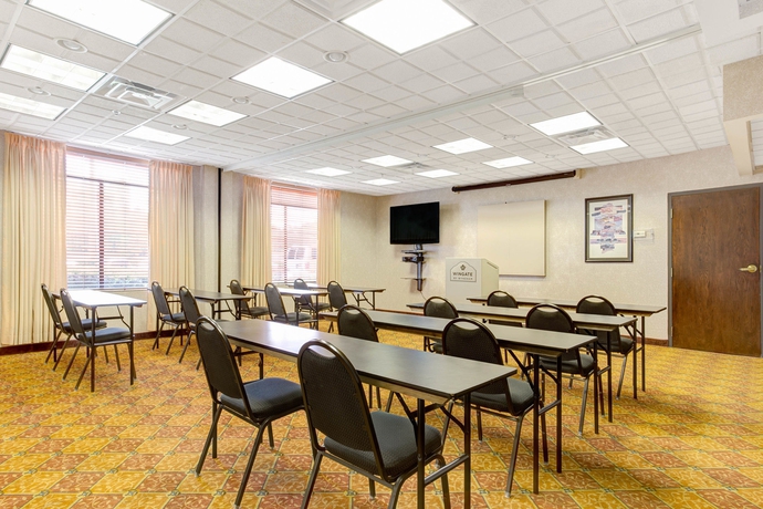 Imagen de los interiores del Hotel Holiday Inn Tampa North, An Ihg. Foto 8