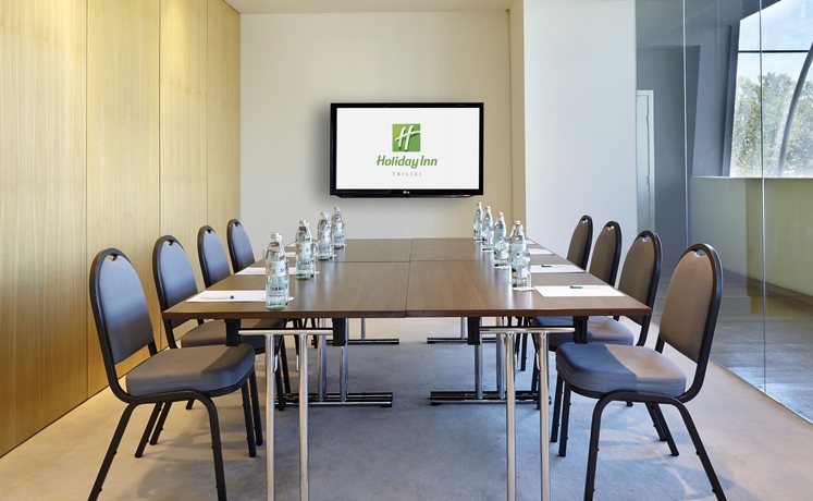 Imagen de los interiores del Hotel Holiday Inn Tbilisi, An Ihg. Foto 14