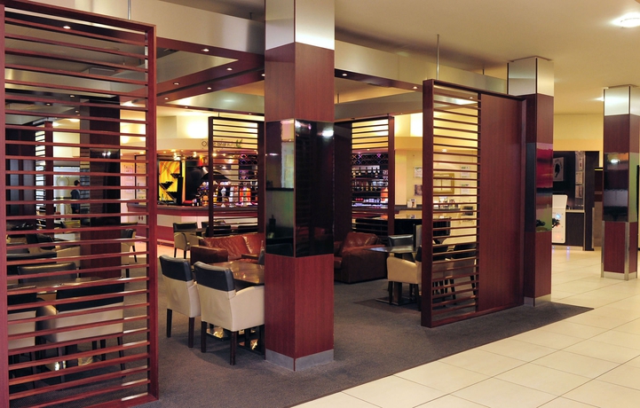 Imagen del bar/restaurante del Hotel Holiday Inn Telford - Ironbridge, An Ihg. Foto 4