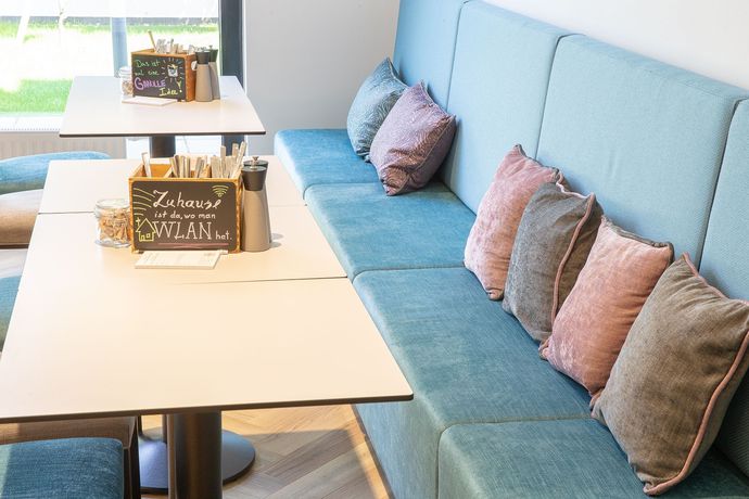 Imagen del bar/restaurante del Hotel Holiday Inn - The Niu, Franz Vienna. Foto 7