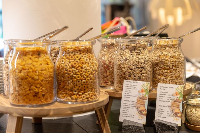 Imagen del bar/restaurante del Hotel Holiday Inn - The Niu, Franz Vienna. Foto 11