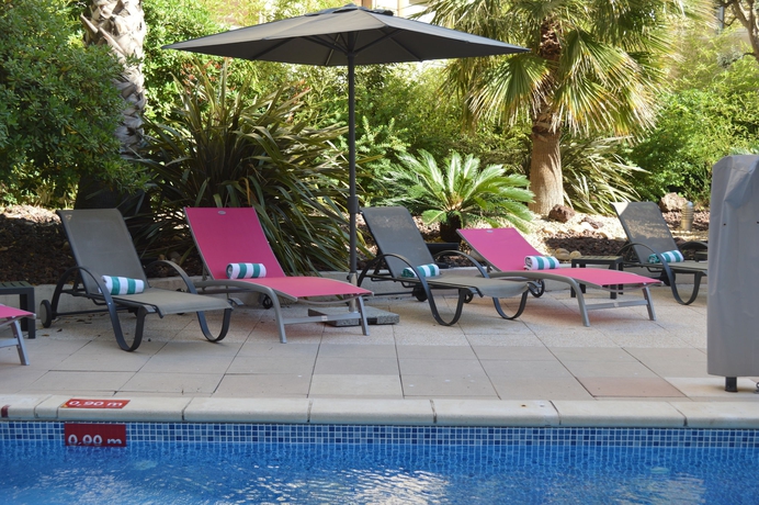 Imagen de la piscina del Hotel Holiday Inn Toulon City Centre, An Ihg. Foto 15