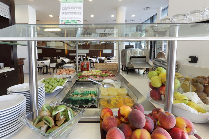 Imagen del bar/restaurante del Hotel Holiday Inn Turin Corso Francia, An Ihg. Foto 4