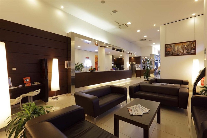 Imagen de los interiores del Hotel Holiday Inn Turin Corso Francia, An Ihg. Foto 15