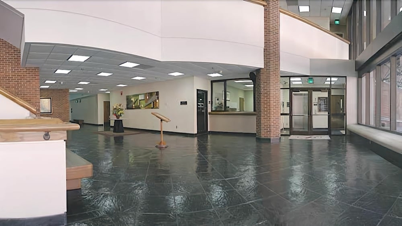 Imagen de los interiores del Hotel Holiday Inn University Of Memphis All Suite, An Ihg. Foto 16