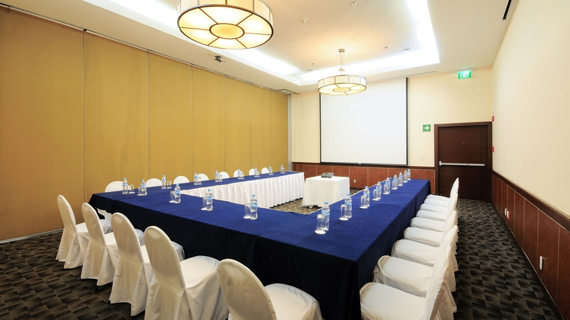 Imagen de los interiores del Hotel Holiday Inn Uruapan. Foto 13