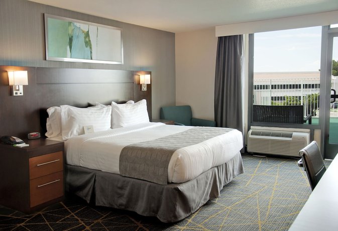 Imagen de la habitación del Hotel Holiday Inn Victorville, An Ihg. Foto 3