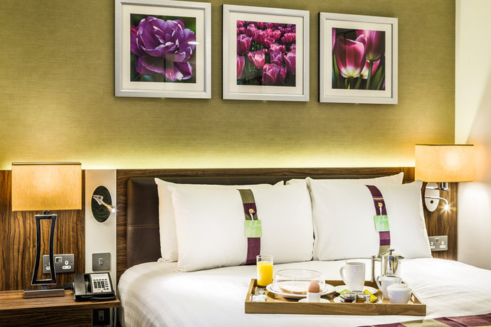 Imagen de la habitación del Hotel Holiday Inn Watford Junction. Foto 4