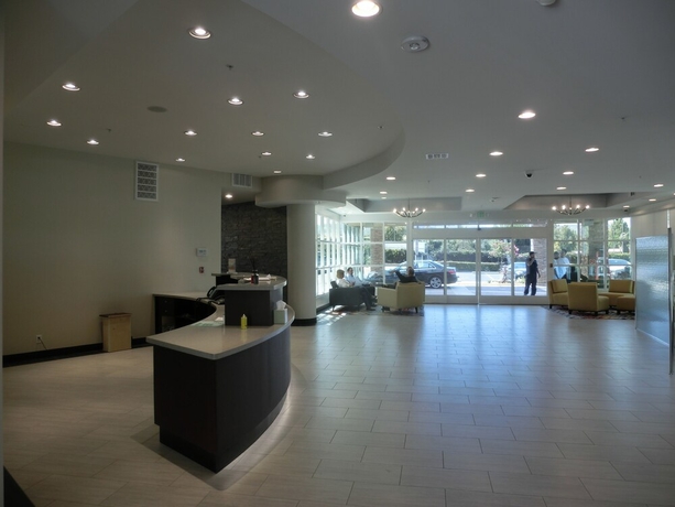 Imagen de los interiores del Hotel Holiday Inn West Covina, An Ihg. Foto 11