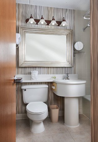 Imagen general del Hotel Holiday Inn Westbury - Long Island, An Ihg. Foto 3