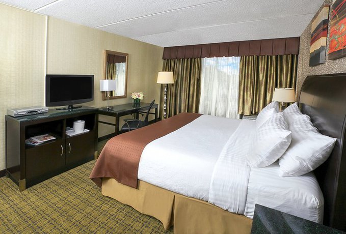 Imagen general del Hotel Holiday Inn Westbury - Long Island, An Ihg. Foto 5
