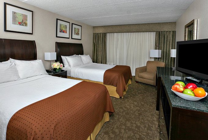 Imagen general del Hotel Holiday Inn Westbury - Long Island, An Ihg. Foto 7