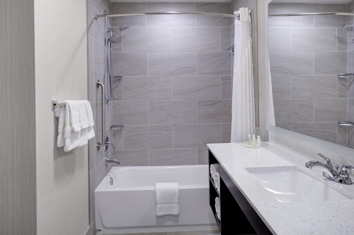 Imagen de la habitación del Hotel Holiday Inn Windsor - Wine Country. Foto 8