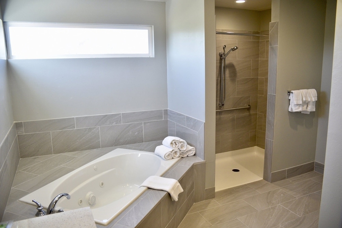 Imagen de la habitación del Hotel Holiday Inn Windsor - Wine Country. Foto 17
