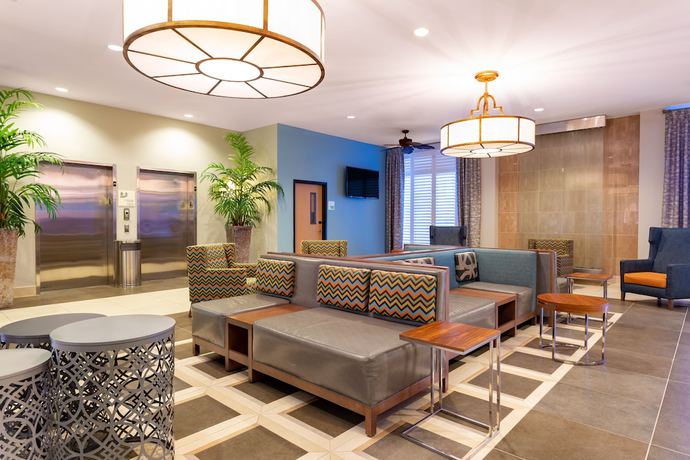 Imagen de los interiores del Hotel Holiday Inn Winter Haven, an IHG Hotel. Foto 18
