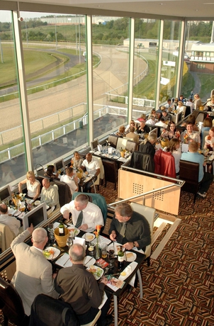 Imagen de los interiores del Hotel Holiday Inn Wolverhampton - Racecourse, An Ihg. Foto 15