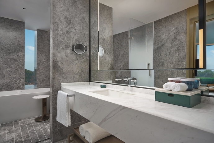 Imagen de la habitación del Hotel Holiday Inn Wuhan Tianhe Airport by IHG. Foto 16