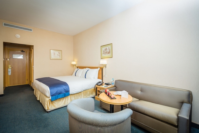 Imagen de la habitación del Hotel Holiday Inn Yanbu, An Ihg. Foto 5