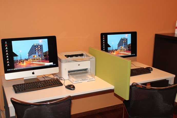 Imagen de los interiores del Hotel Holiday Inn Zurich - Messe, An Ihg. Foto 13