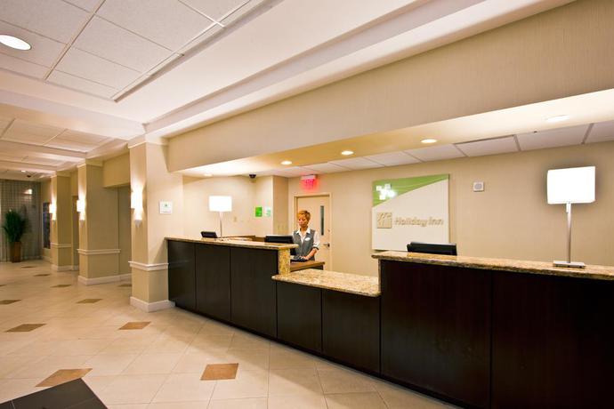 Imagen general del Hotel Holiday Inn & Suites Across from Universal Orlando. Foto 12