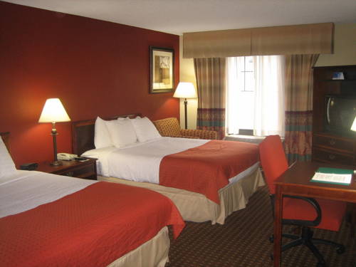 Imagen de la habitación del Hotel Holiday Inn & Suites Owatonna. Foto 9