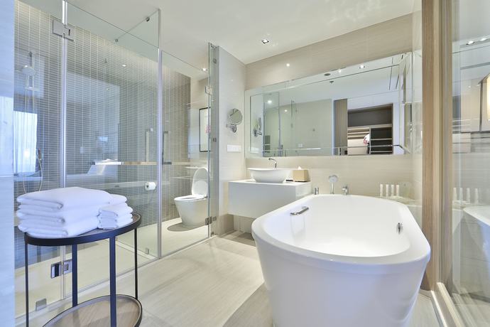 Imagen de la habitación del Hotel Holiday Inn & Suites Rayong City Centre, an IHG Hotel. Foto 9