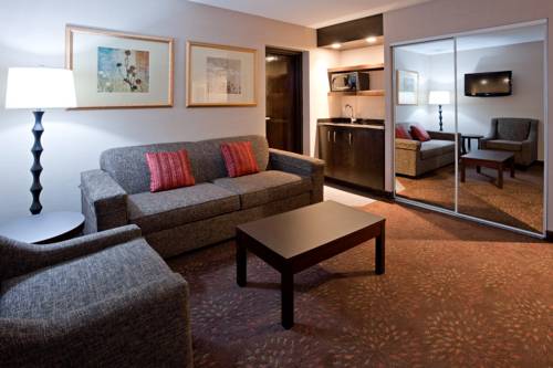 Imagen de la habitación del Hotel Holiday Inn & Suites St. Catharines Conf Ctr. Foto 4